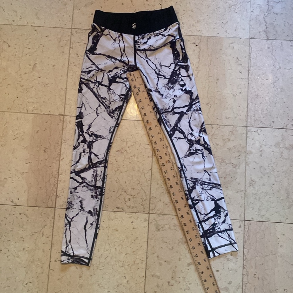 Like new leggings